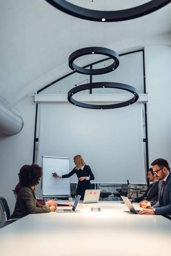 Quels sont les effets socio-économiques de ChatGPT ?